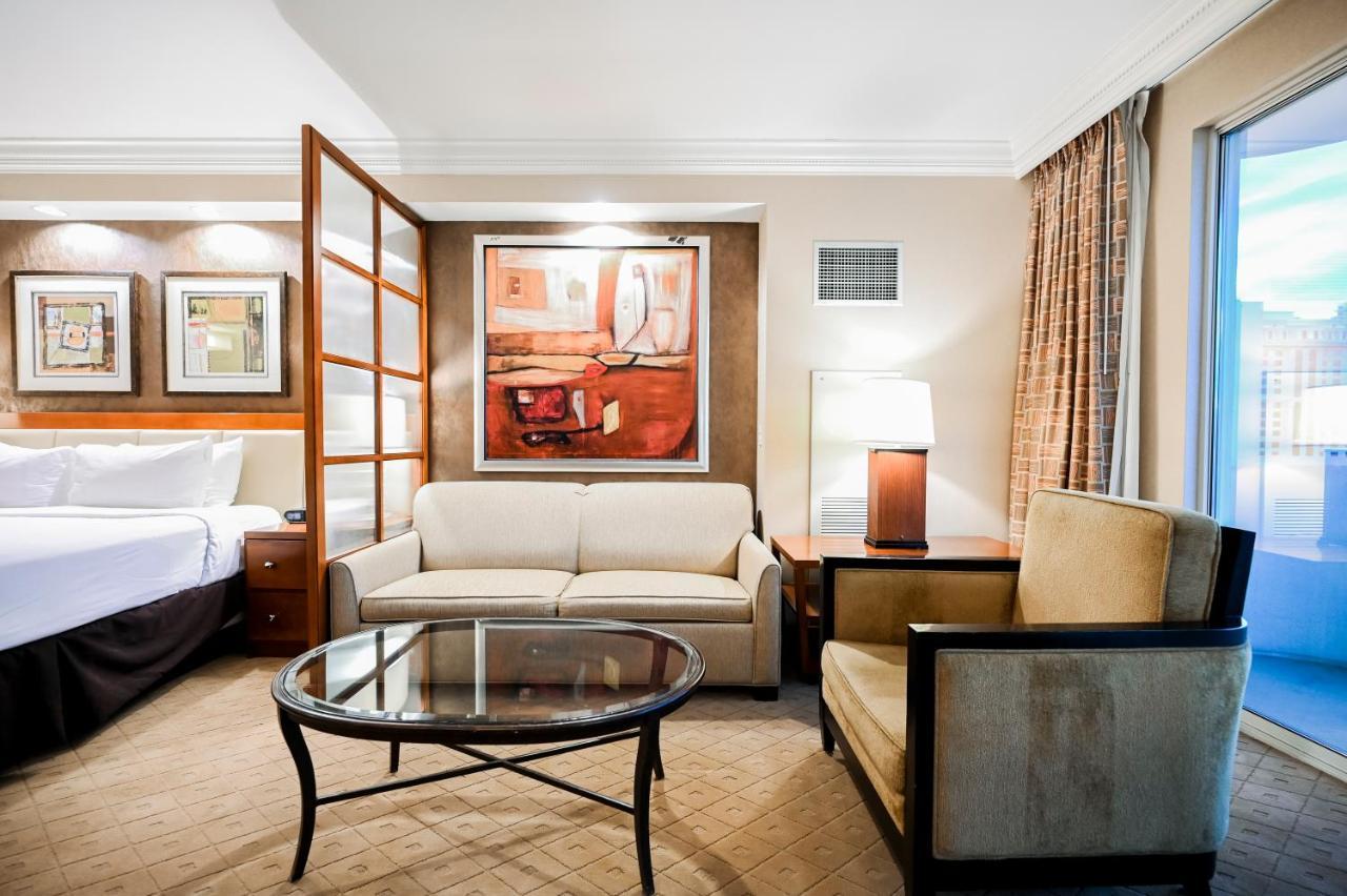 Penthouse Suite With Strip View At The Signature At Mgm Grand ลาสเวกัส ภายนอก รูปภาพ