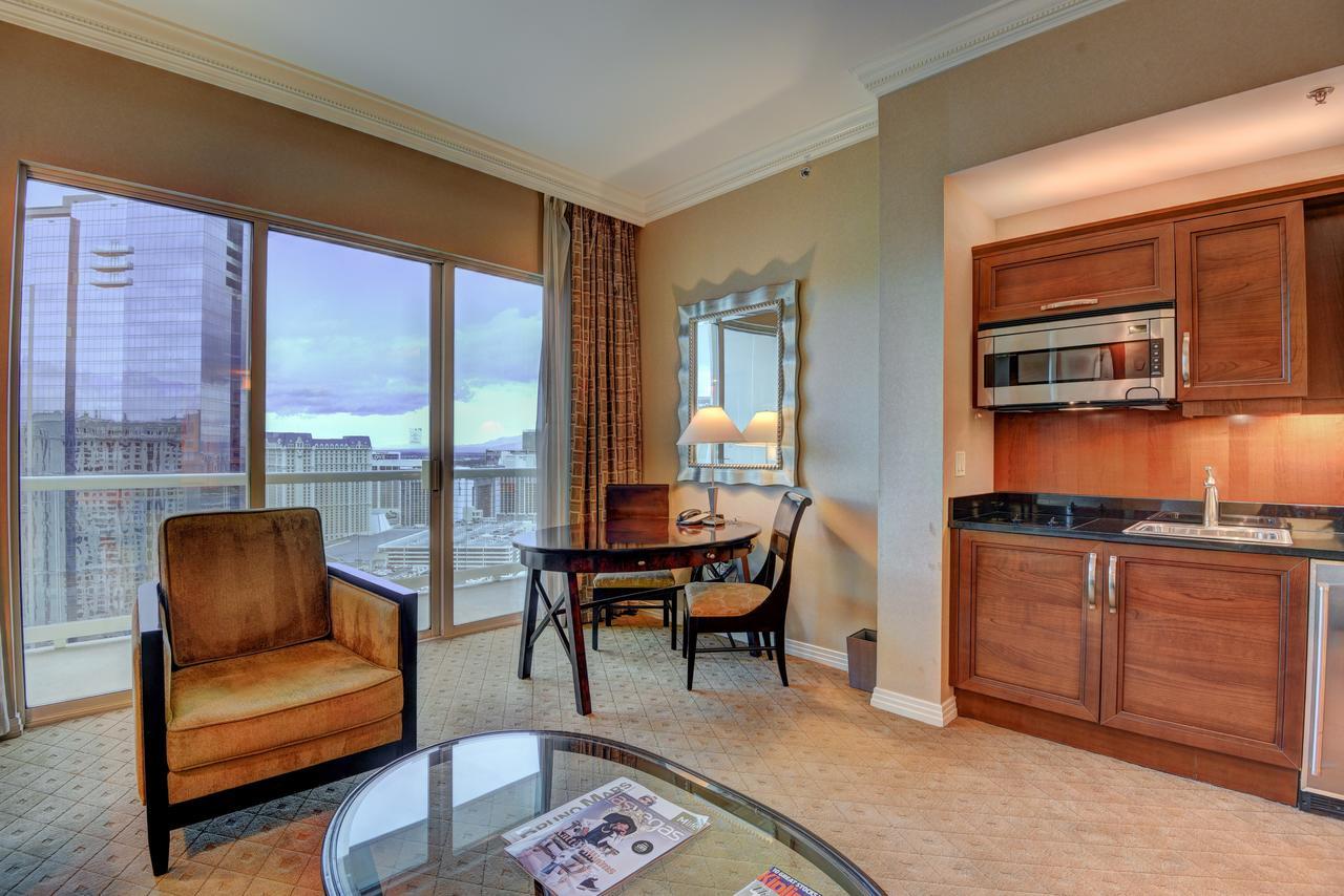 Penthouse Suite With Strip View At The Signature At Mgm Grand ลาสเวกัส ภายนอก รูปภาพ