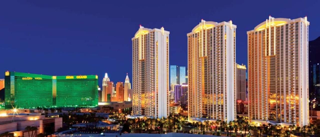 Penthouse Suite With Strip View At The Signature At Mgm Grand ลาสเวกัส ภายนอก รูปภาพ
